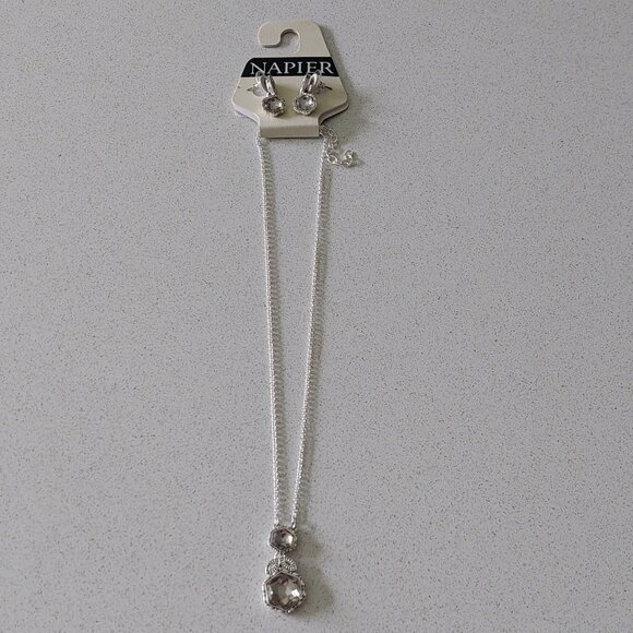 NWT Napier Rhinestone Earrings and Matching Necklace - Picture 5 of 7